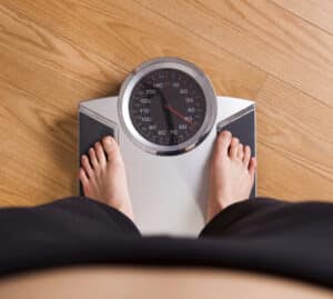 A comprehensive weight loss program can help you regain control of your health by losing weight and improving your diet and exercise habits.

